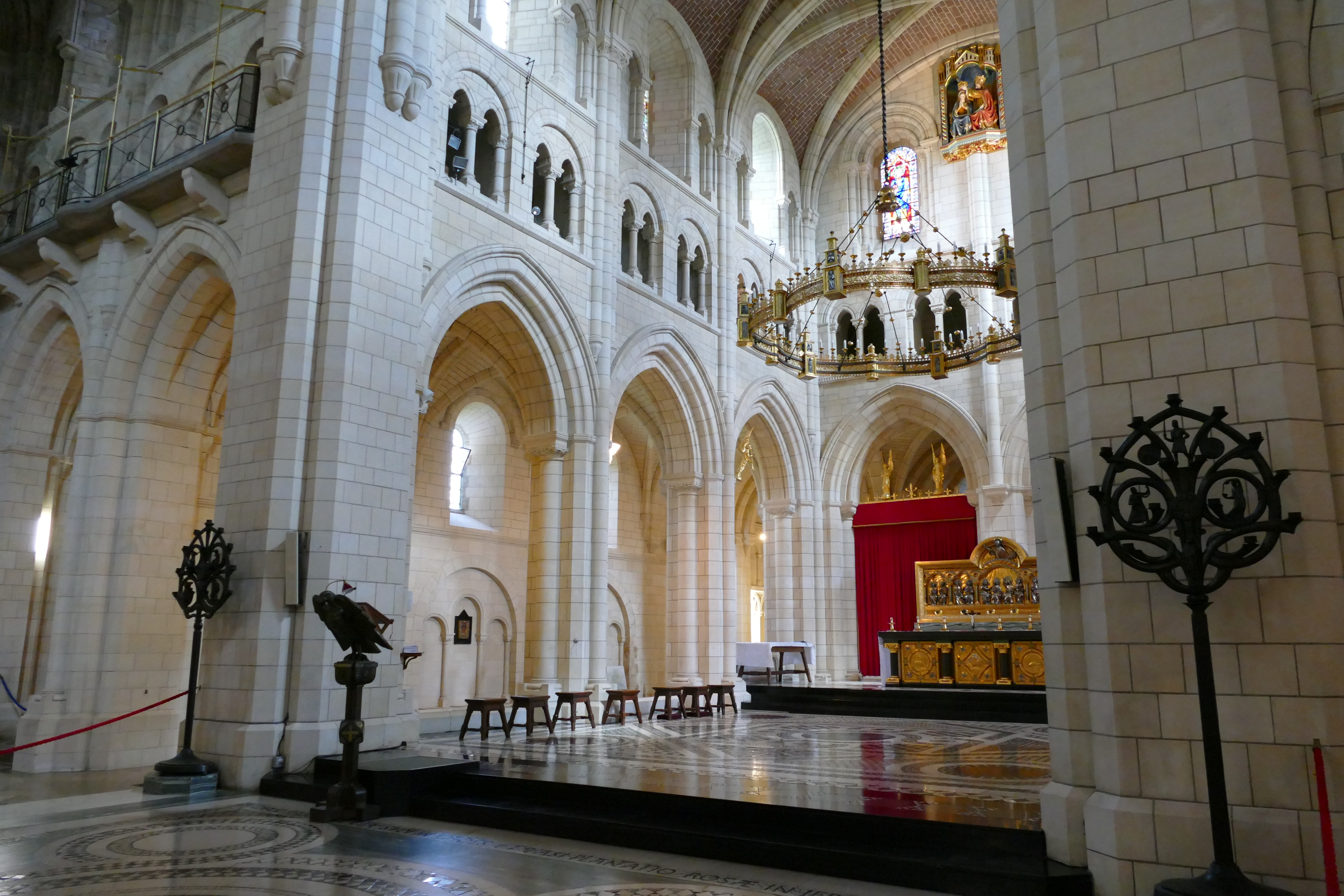 Buckfast Abbey Scenery (39)