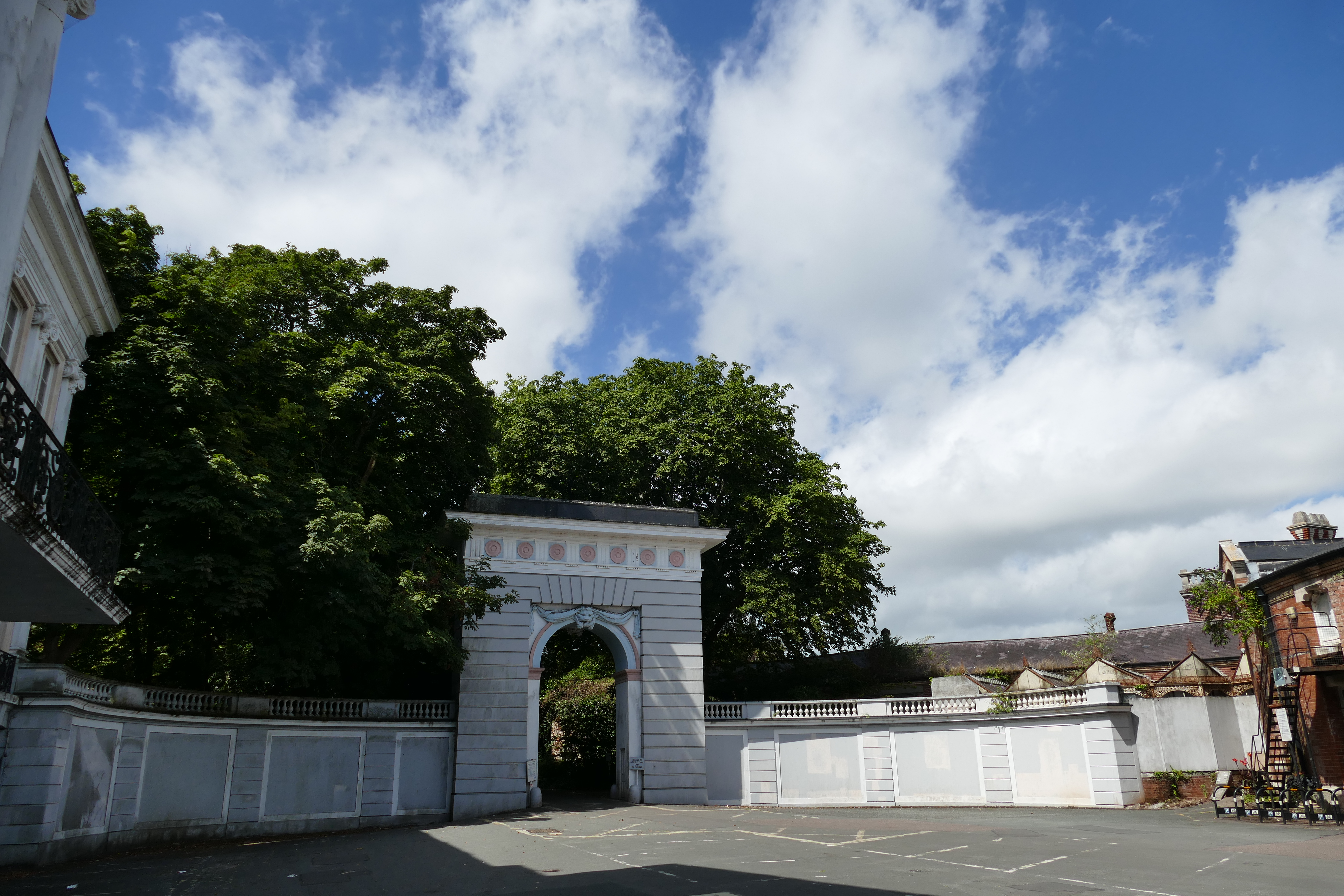 paington-oldway-mansion-4