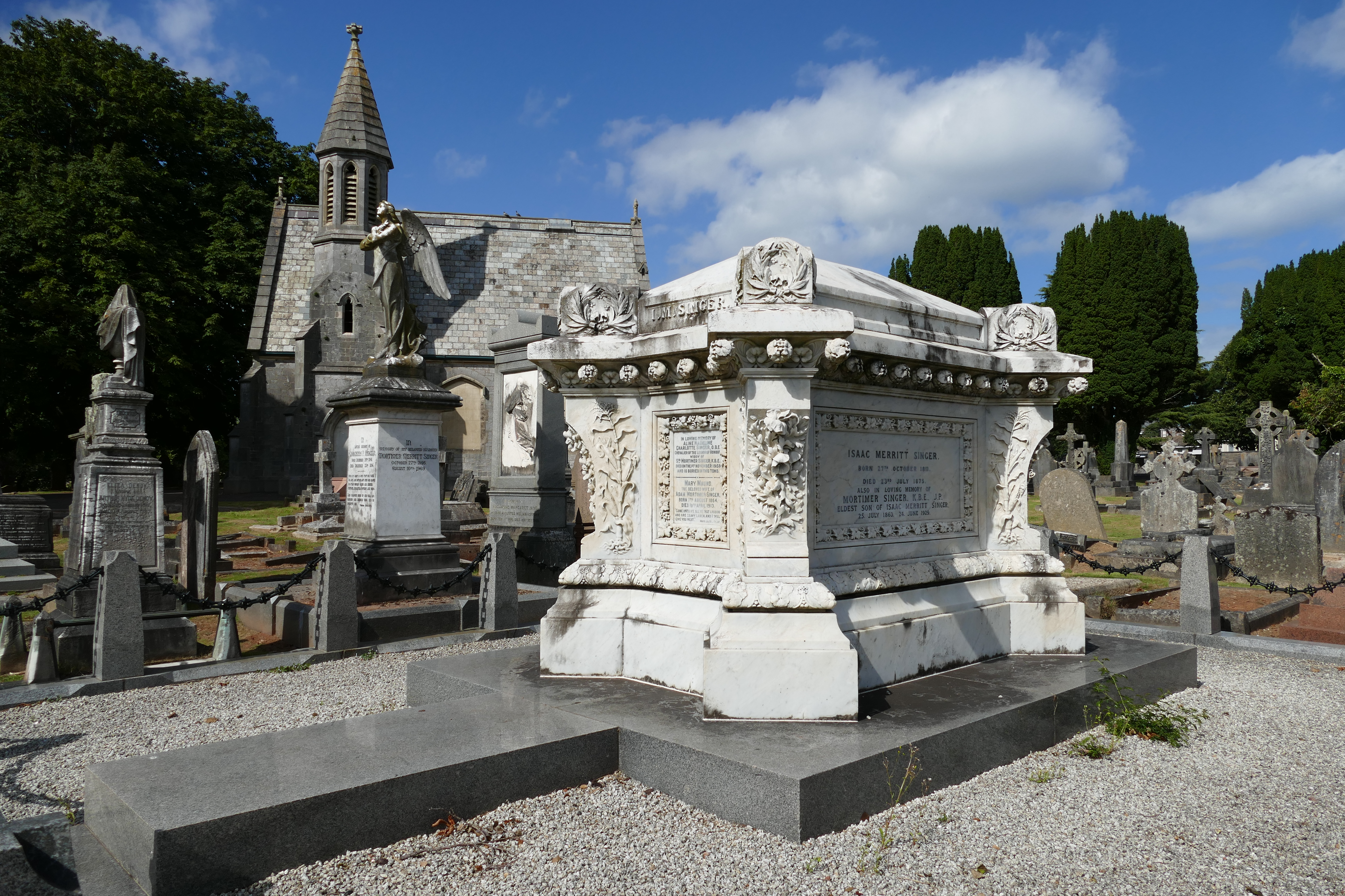 torquay-cemetery-singer-4